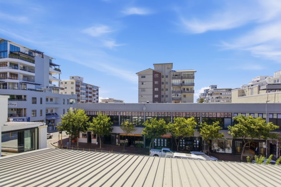 To Let 1 Bedroom Property for Rent in Sea Point Western Cape